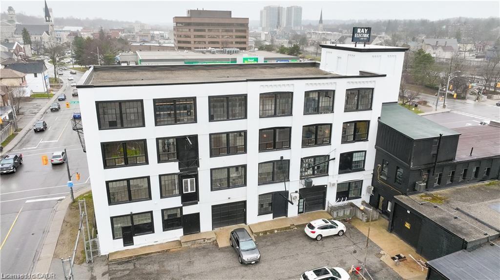 Commercial Lease in Cambridge 4