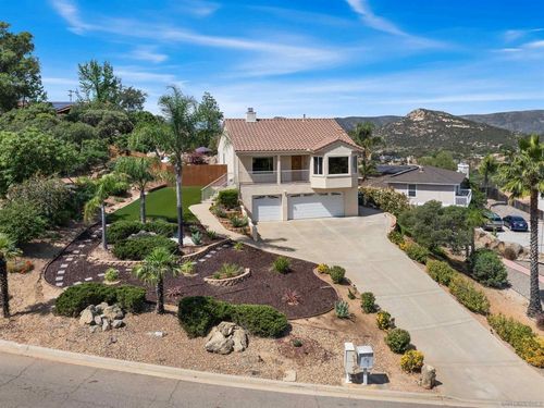 15730 Rainbird Rd, Ramona, CA, 92065-4929 | Card Image