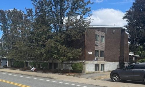 apt-c-949 Main St, Woburn, MA, 01801-1261 | Card Image