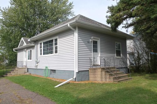 529 N 2nd St, Medford, WI, 54451-1112 | Card Image