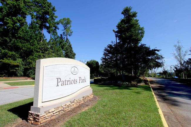 Patriots Park Entrance_1 | Image 11