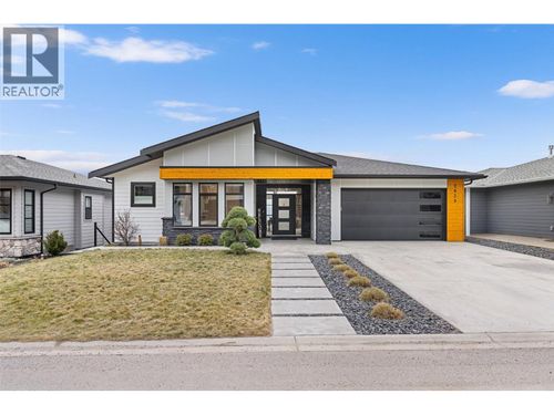 2839 Copper Ridge Dr, West Kelowna, BC, V4T0E7 | Card Image