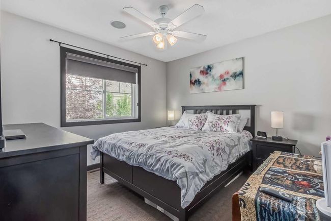 275 Pantego Lane Nw, Home with 3 bedrooms, 2 bathrooms and 2 parking in Calgary AB | Image 12