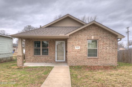 2122 Annie Baxter Ave, Joplin, MO, 64804-0325 | Card Image