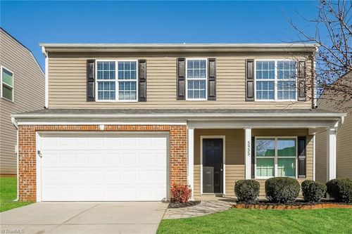 5955 Odenton Ln, Pfafftown, NC, 27040-9815 | Card Image