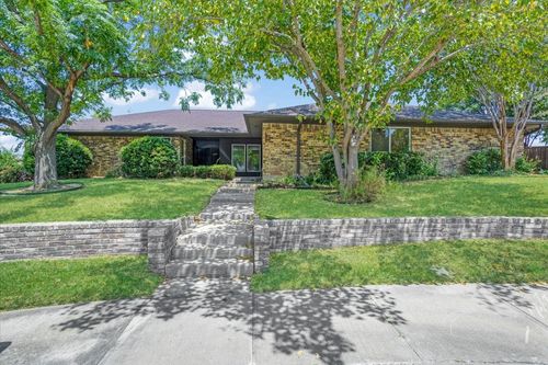 a-and-b-2149 Willow Pl, Carrollton, TX, 75006-2803 | Card Image