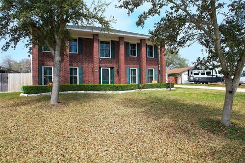 642 N Flamingo Dr, Seabrook, TX, 77586-1810 | Card Image