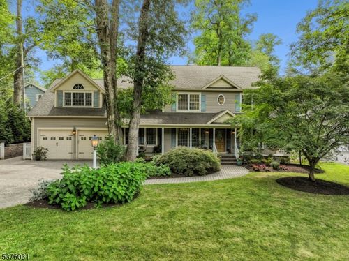 21 Spring St, Chatham Twp, NJ, 07928-1612 | Card Image