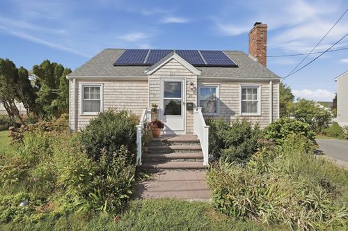 25 Bellevue St, New Bedford, MA, 02744-1901 | Card Image