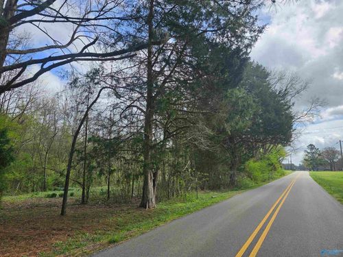 302 Camilla Dr, Union Grove, AL, 35175-8730 | Card Image