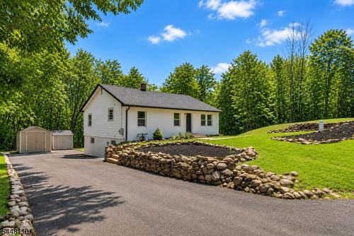 74 Hook Mountain Rd, Montville, NJ, 07045-9620 | Card Image