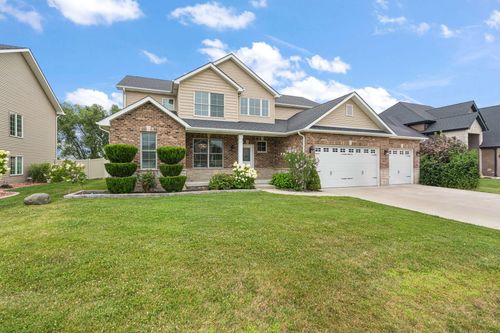 9827 Garden Way, Saint John, IN, 46373 | Card Image
