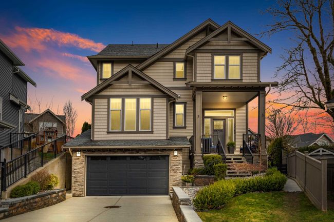 13582 Nelson Peak Drive, House other with 4 bedrooms, 3 bathrooms and 8 parking in Maple Ridge BC | Image 2
