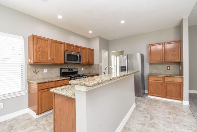 4706 Torrington Ct, House other with 3 bedrooms, 2 bathrooms and 2 parking in Sugar Land TX | Image 13