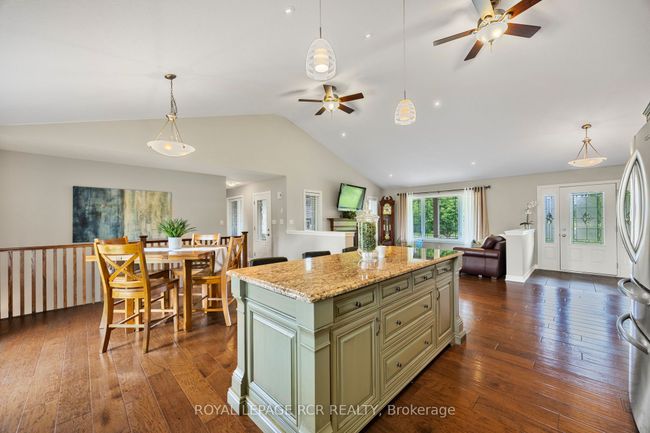 245327 5 Sideroad, House other with 5 bedrooms, 4 bathrooms and 8 parking in Amaranth ON | Image 18
