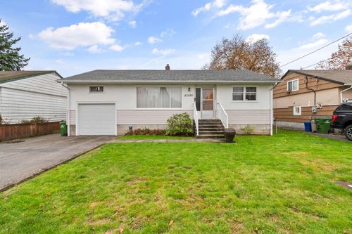 45480 Kipp Ave, Chilliwack, BC, V2P1Z4 | Card Image