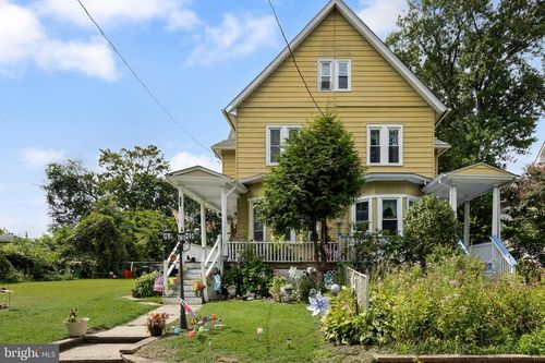 212 Clifton Ave, MOUNT HOLLY, NJ, 08060-1305 | Card Image