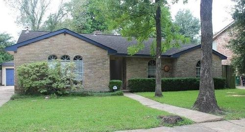 7019 Bent Branch Dr, Houston, TX, 77088-6505 | Card Image