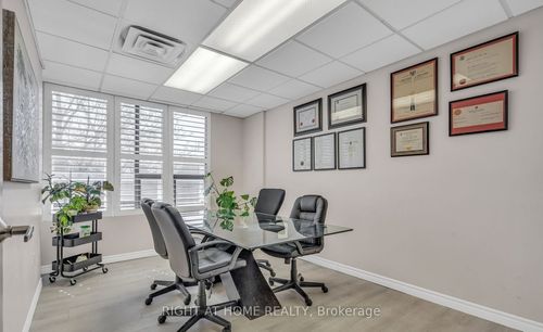 106-99 Holland Ave, Ottawa, ON, K1Y0Y1 | Card Image