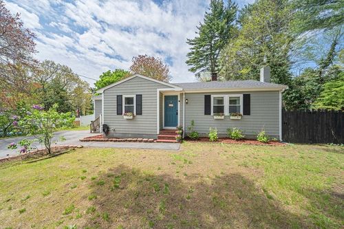 5 Pine Cir, Pembroke, MA, 02359-3014 | Card Image
