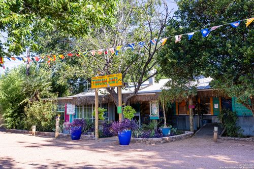 5820 Highway 27, Center Point, TX, 78010-5467 | Card Image