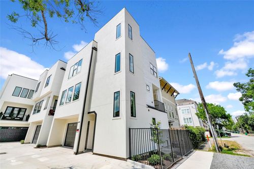 5439 Darling St, Houston, TX, 77007-1801 | Card Image