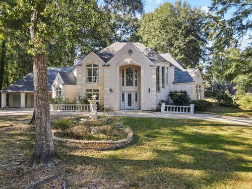 555 Willow Dr, Jasper, TX, 75951-3328 | Card Image