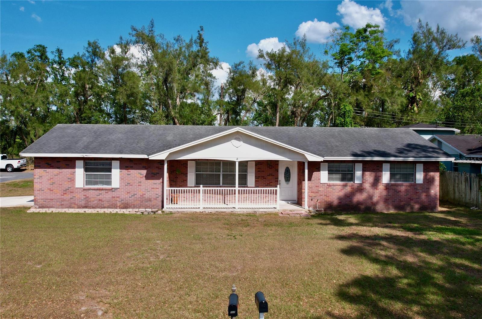Travis Cir, Lakeland, FL 33813