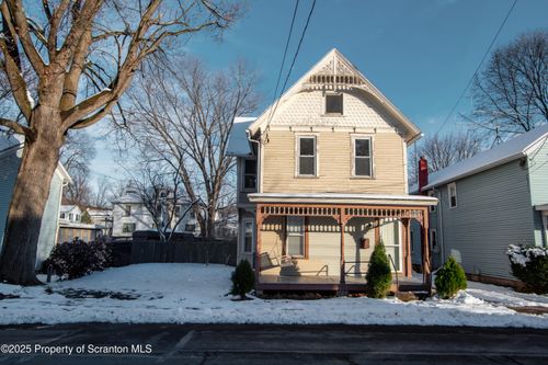 28 Pine St, Tunkhannock, PA, 18657-1320 | Card Image