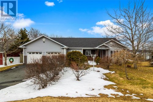 7 Parliament Pl, St. John's, NL, A1A2Z5 | Card Image