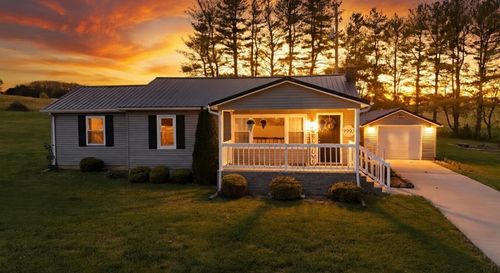 9993 Four Mile Rd, Jackson, OH, 45640-8708 | Card Image