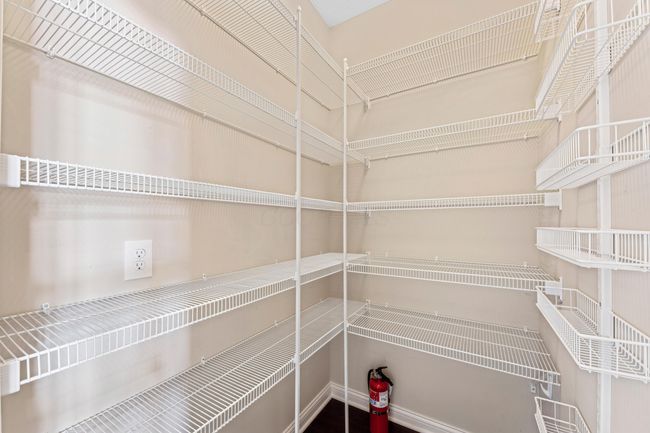 6715 Clear Creek Loop, House other with 3 bedrooms, 3 bathrooms and null parking in Powell OH | Image 28