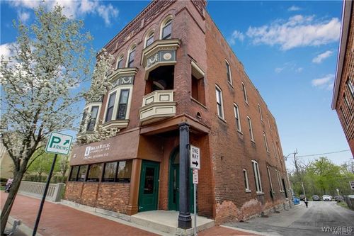 43 Central Ave, Lancaster, NY, 14086-2151 | Card Image