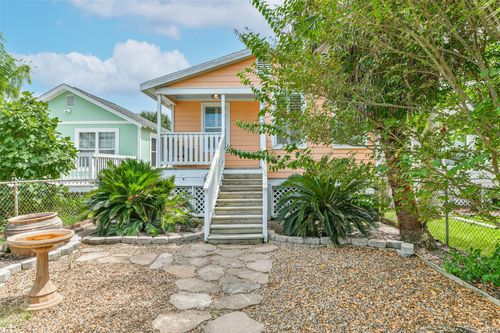 5413 Avenue Q, Galveston, TX, 77551-5156 | Card Image