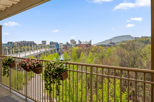 apt-205-4 Cherokee Blvd, CHATTANOOGA, TN, 37405-4900 | Card Image