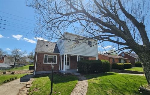 1034 Elwell St, Pittsburgh, PA, 15207-2008 | Card Image