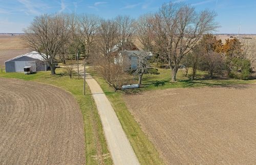 2932 State Route 17, Galva, IL, 61434-9529 | Card Image