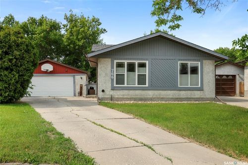 766 Bard Cres, Regina, SK, S4X2K5 | Card Image