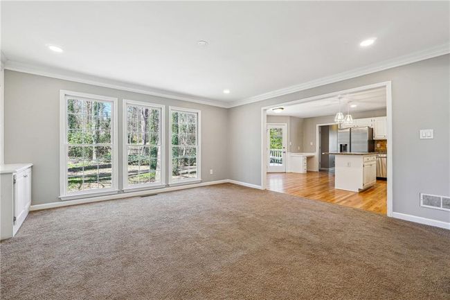 4271 Weston Dr Sw, House other with 4 bedrooms, 3 bathrooms and 4 parking in Lilburn GA | Image 12