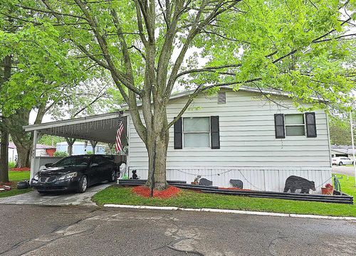 1485 Zuider Rd, Holt, MI, 48842-9558 | Card Image