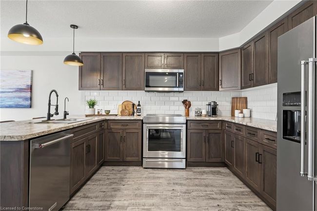 71 Crab Apple Crt, House other with 3 bedrooms, 4 bathrooms and 3 parking in Wellesley ON | Image 18