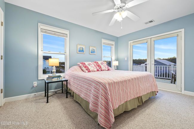 B - 537 Third Ave S, Condo with 4 bedrooms, 5 bathrooms and 1 parking in Kure Beach NC | Image 30