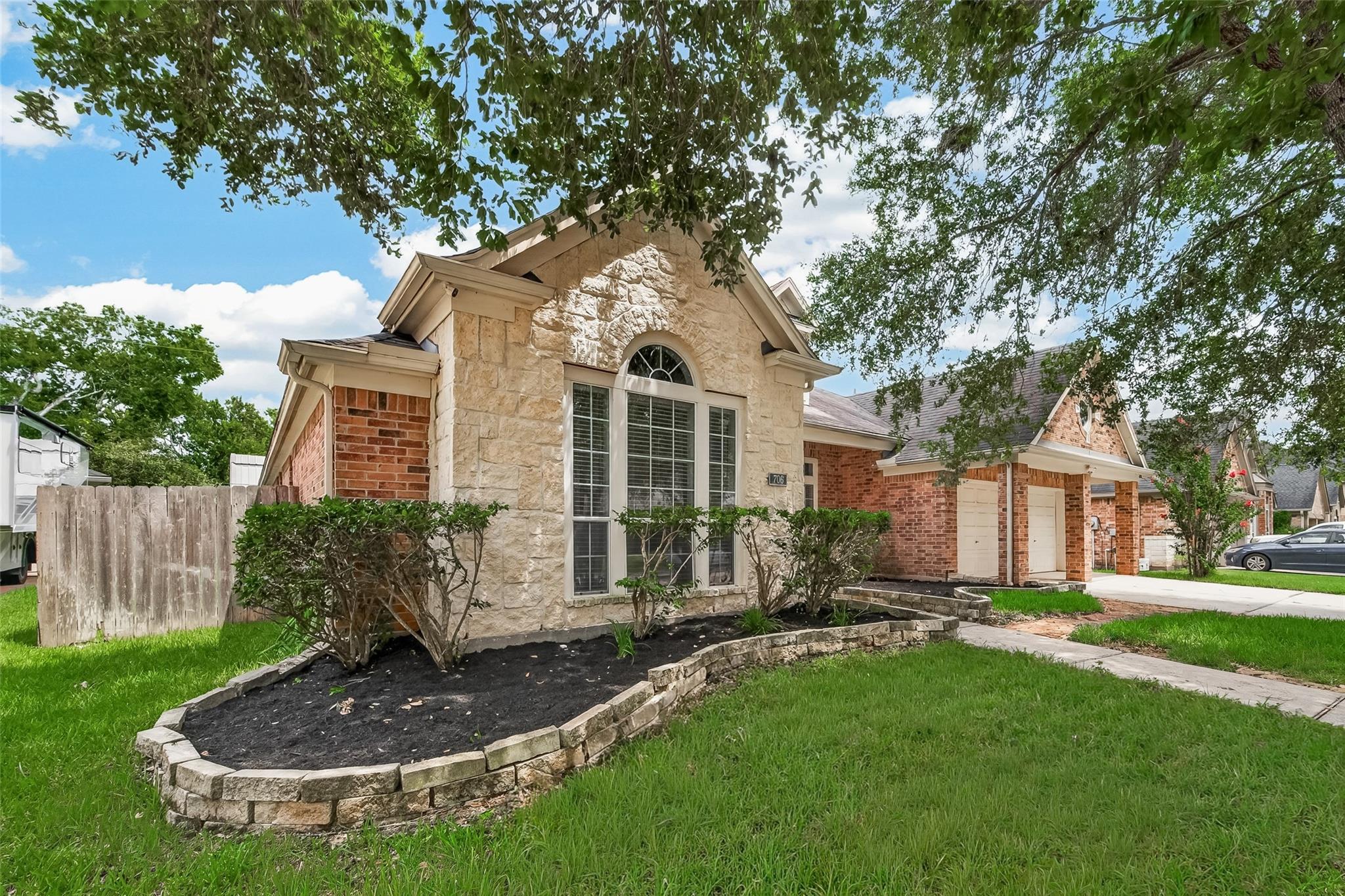Residential Lease in Richmond 3