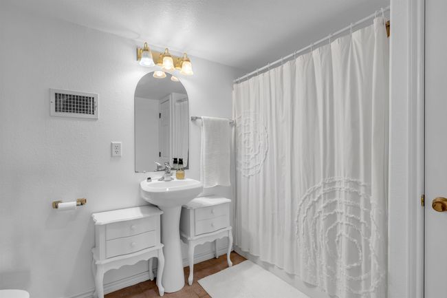 7036 River Oaks Dr, House other with 5 bedrooms, 4 bathrooms and null parking in Kingsland TX | Image 15