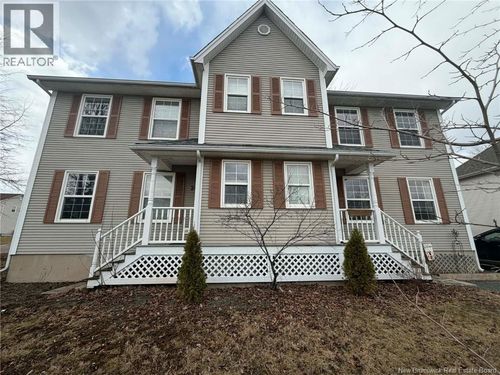 20 Algonquin Cres, Moncton, NB, E1G2C8 | Card Image