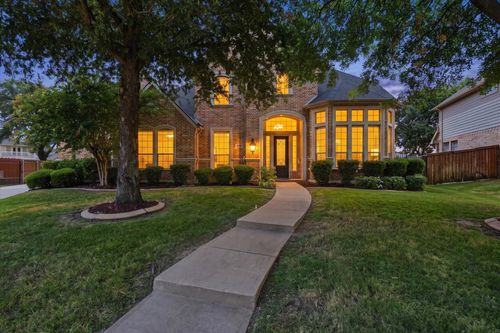 6769 Canal Ct, Grand Prairie, TX, 75054-6844 | Card Image