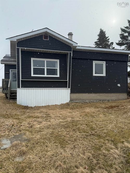 2961 Main St, Clark's Harbour, NS, B0W1P0 | Card Image