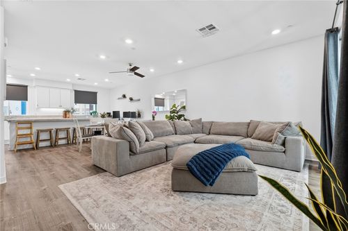 26966 Mosswood Way, Valencia, CA, 91381-2134 | Card Image