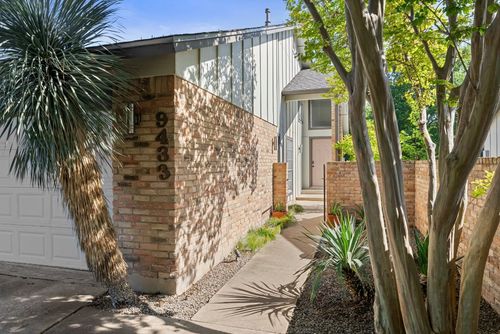 9433 Singing Quail Dr, Austin, TX, 78758-6134 | Card Image