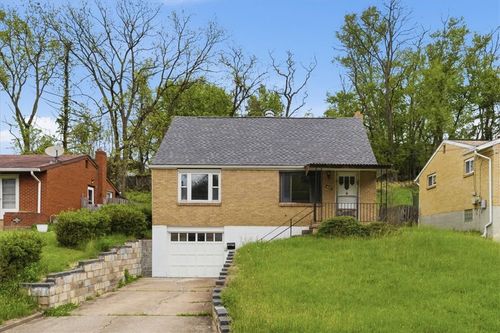 148 Dorothy Dr, Penn Hills, PA, 15235-1826 | Card Image